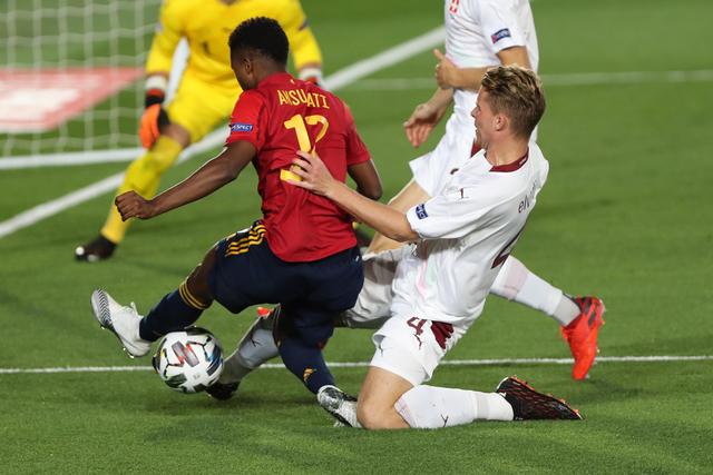 贝林厄姆连续5轮西甲破门 比肩本泽马C罗